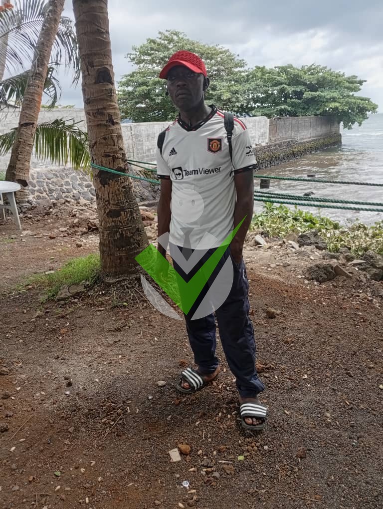 Raphael Ebenga