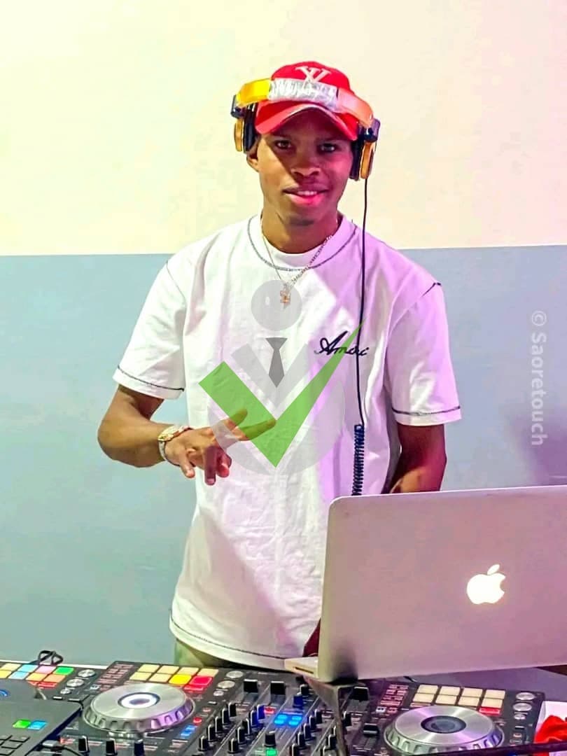 DJ STEVE Olinga