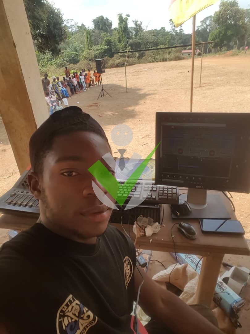 Daniel Njock