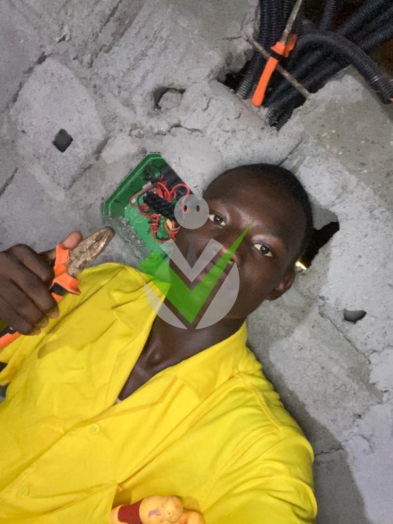 Essomba Jediaël