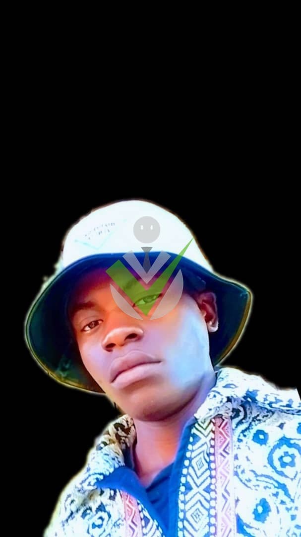 Etienne Ava