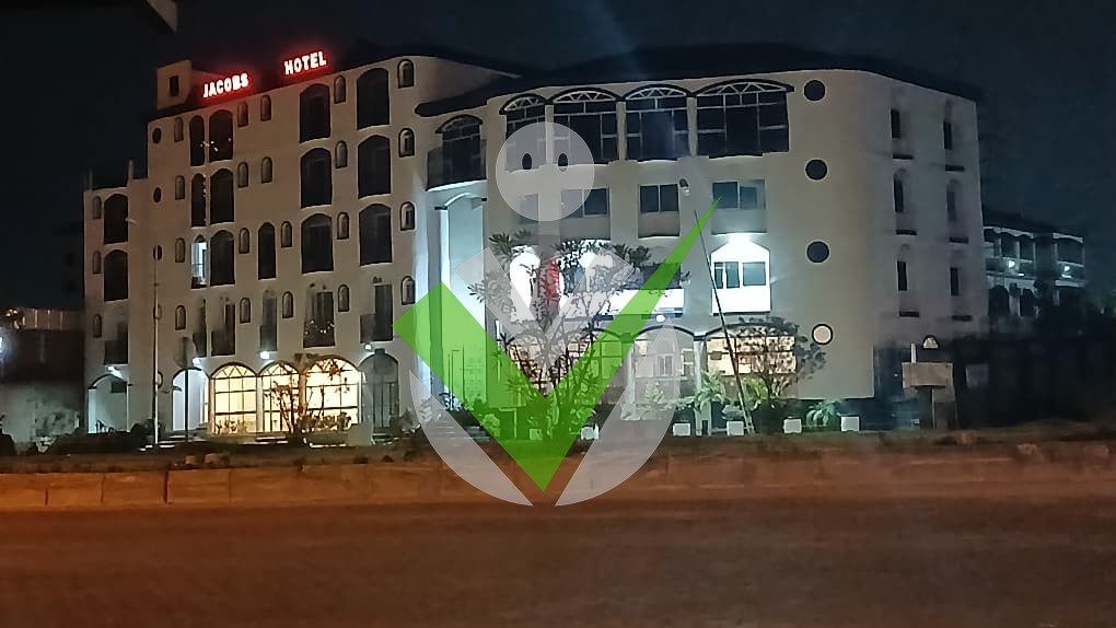 Diedoner eyifi Wazaboua