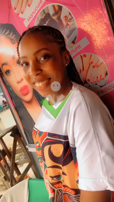 Domkam Annie Josiane