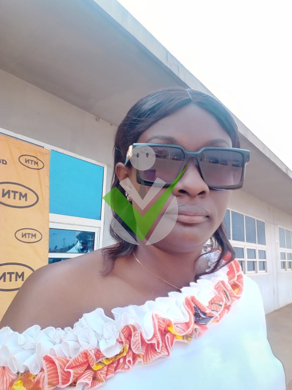 Etongwe Adeline Lokenye