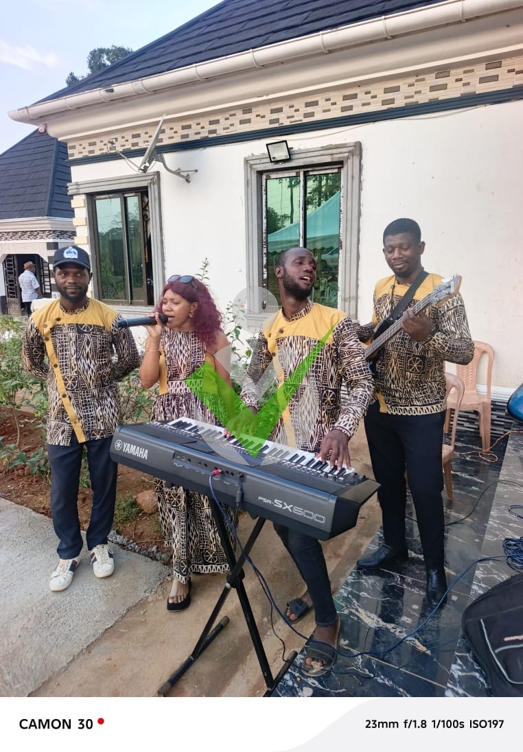 Le Bill Band International
