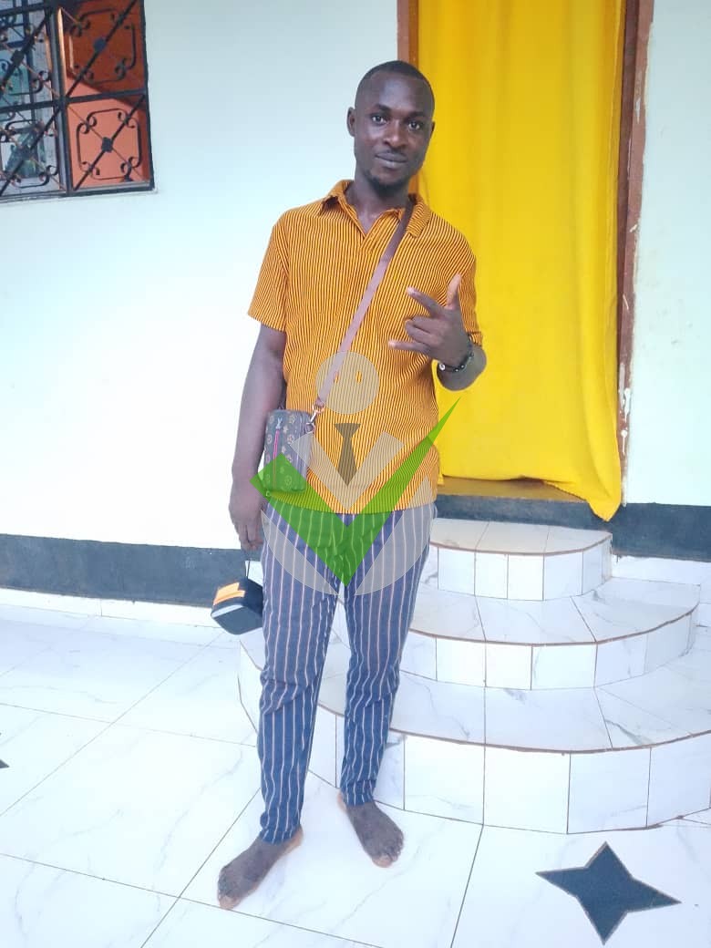 Lazare junior Essaga
