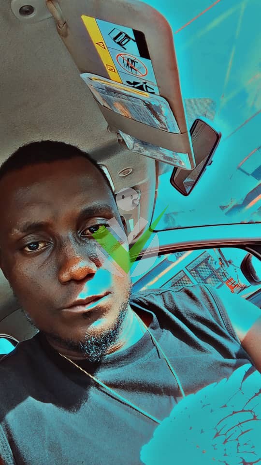 Essomba Ndougou Luc Junior