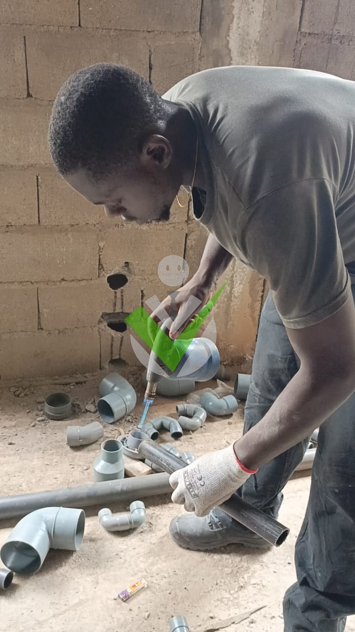 Junior Yenoh