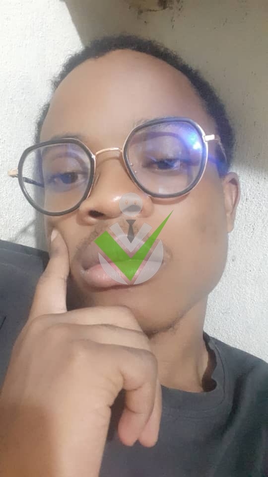 Dylan Ekani Répétiteur lycée
