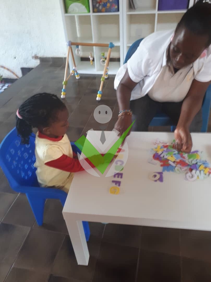 Crèche halte garderie cameroun la boîte aux trésors