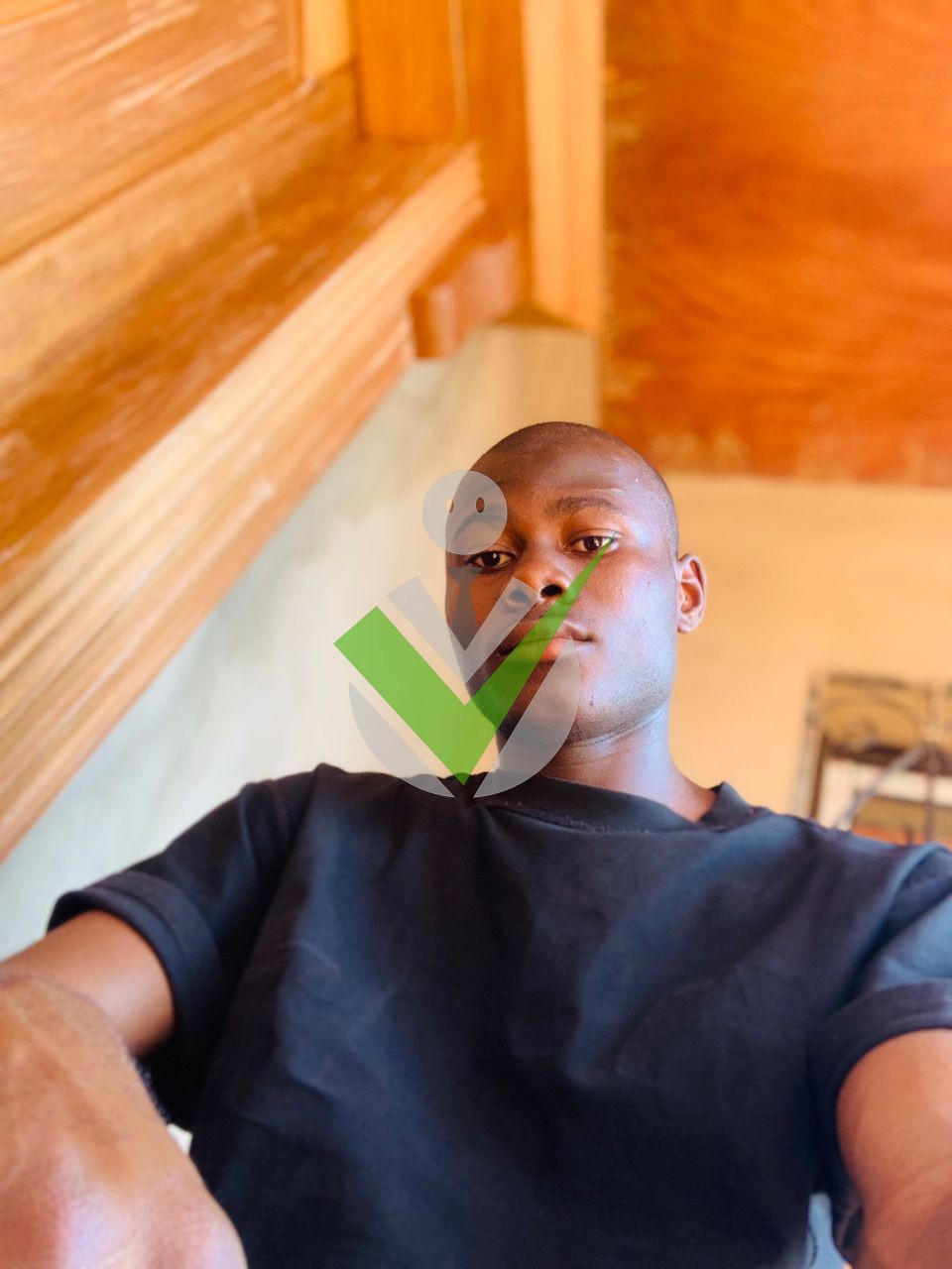 Adiang Mbogo hugue Horelien