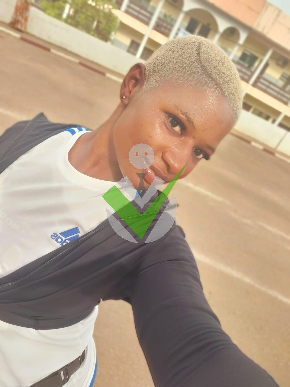 Nchoussa Debora